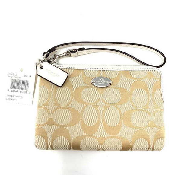 Coach Corner Zip Wristlet Wallet Signature Print - Picture 3 of 8